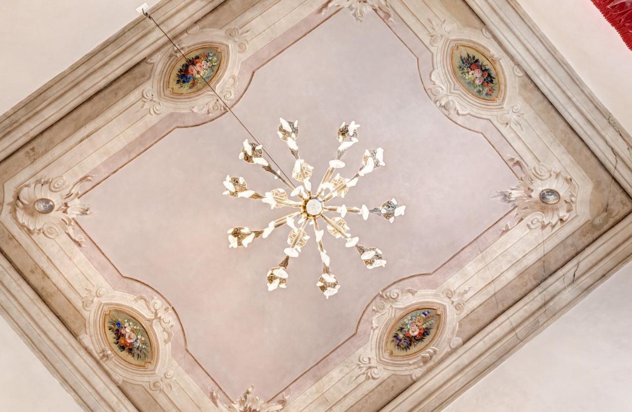 Palazzo D'Oltrarno - Residenza D'Epoca Bed & Breakfast Floransa Dış mekan fotoğraf